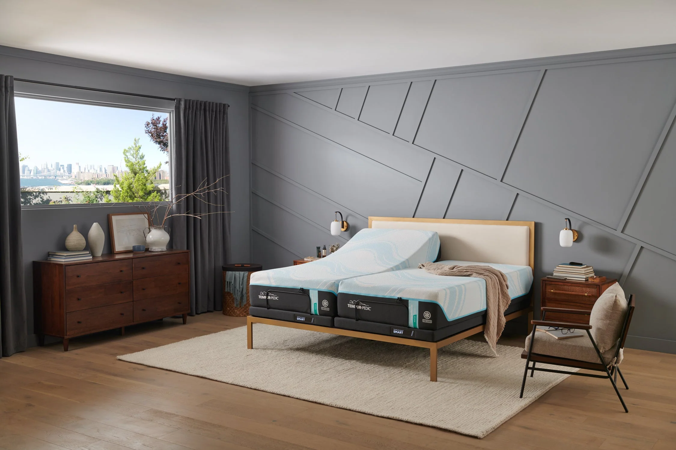 TEMPUR-PRObreeze° Medium Hybrid Mattress 2023 - Image 4